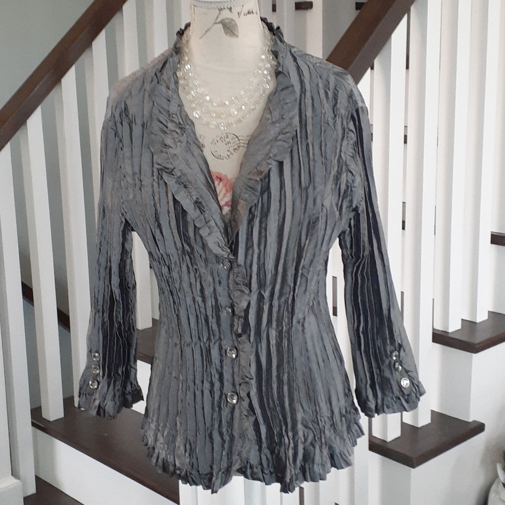 ^ Laura Petites Grey metallic crinkle pleat evening jacket